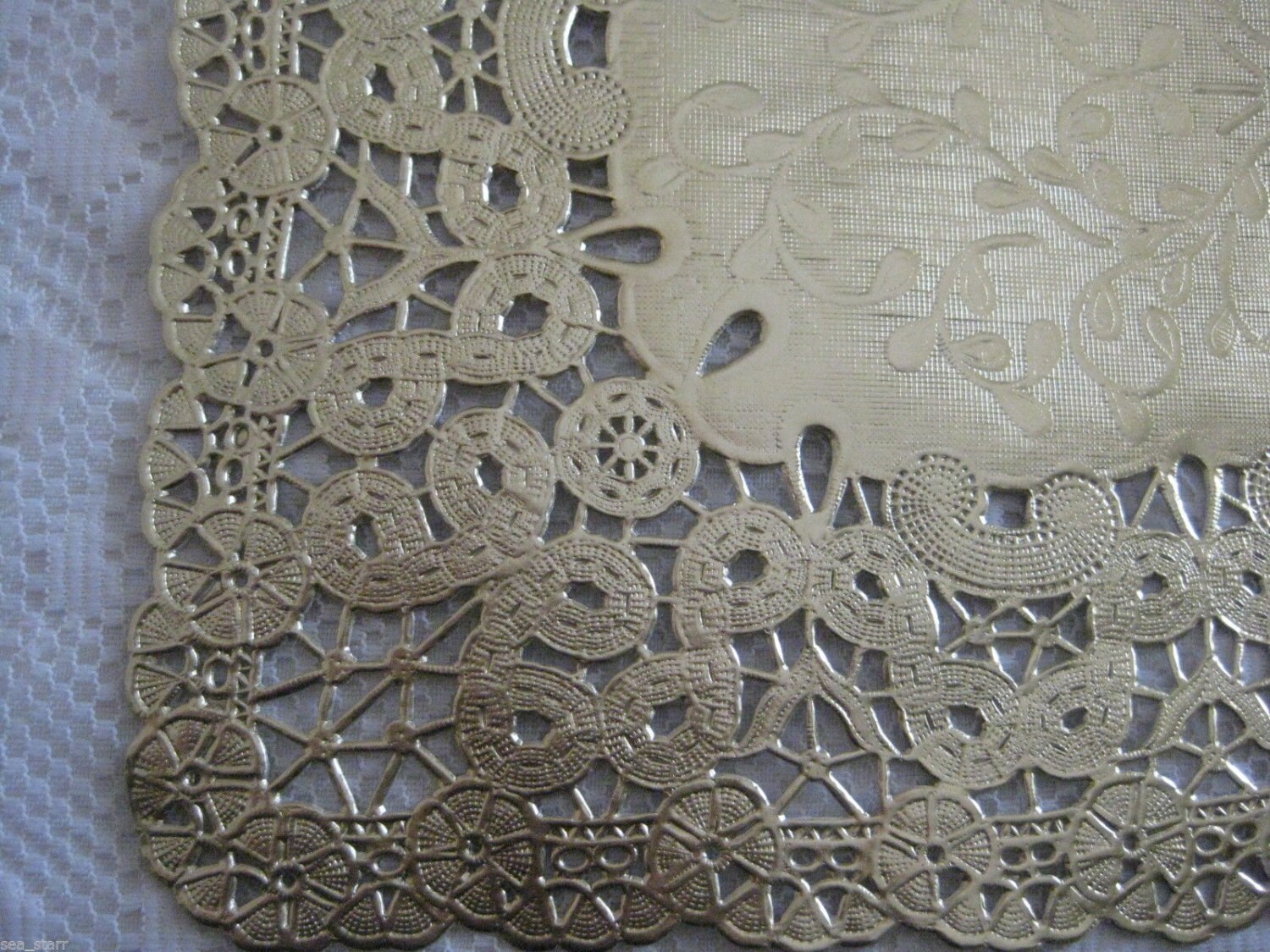 GOLD Elegant Wedding DIYS Event Lace Paper Placemats Victorian