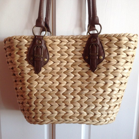 Straw handbag with brown leather handles by BlkBttrflyDsgns