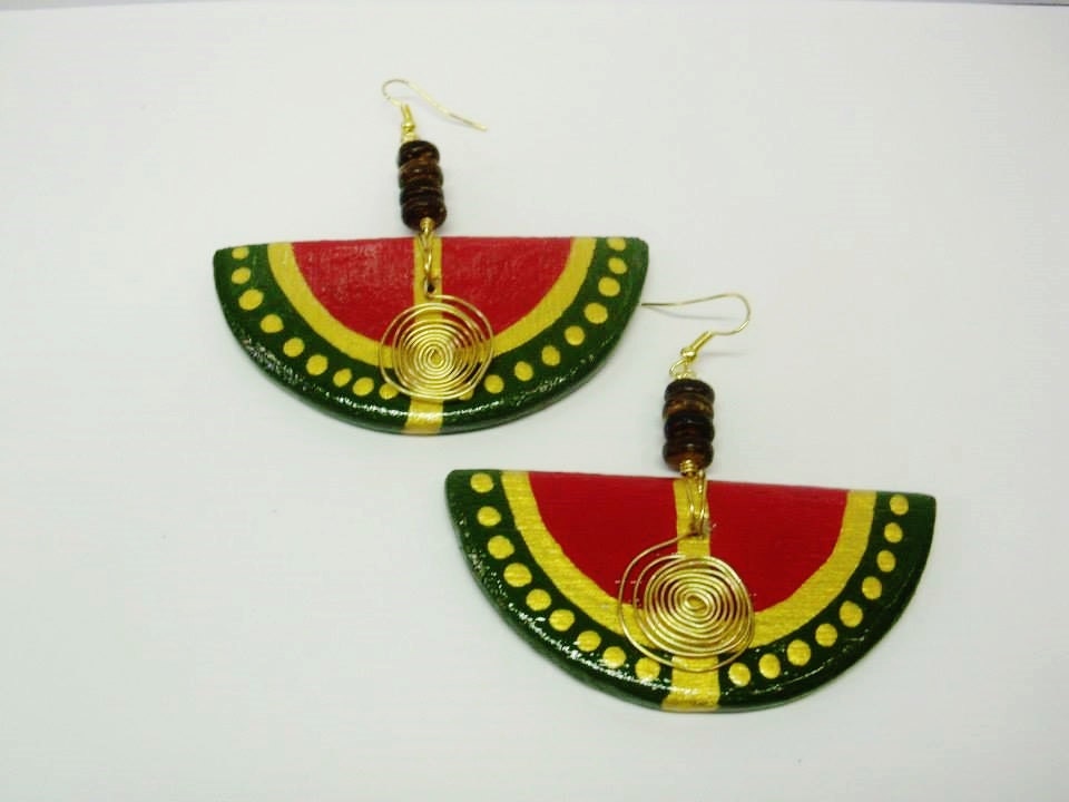 53 Balsa Wood Earrings Wallamelli