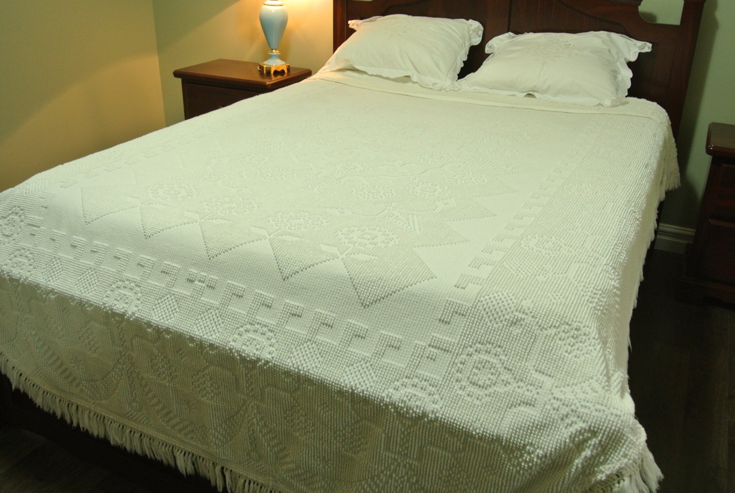 Bates Washington Bedspread Full