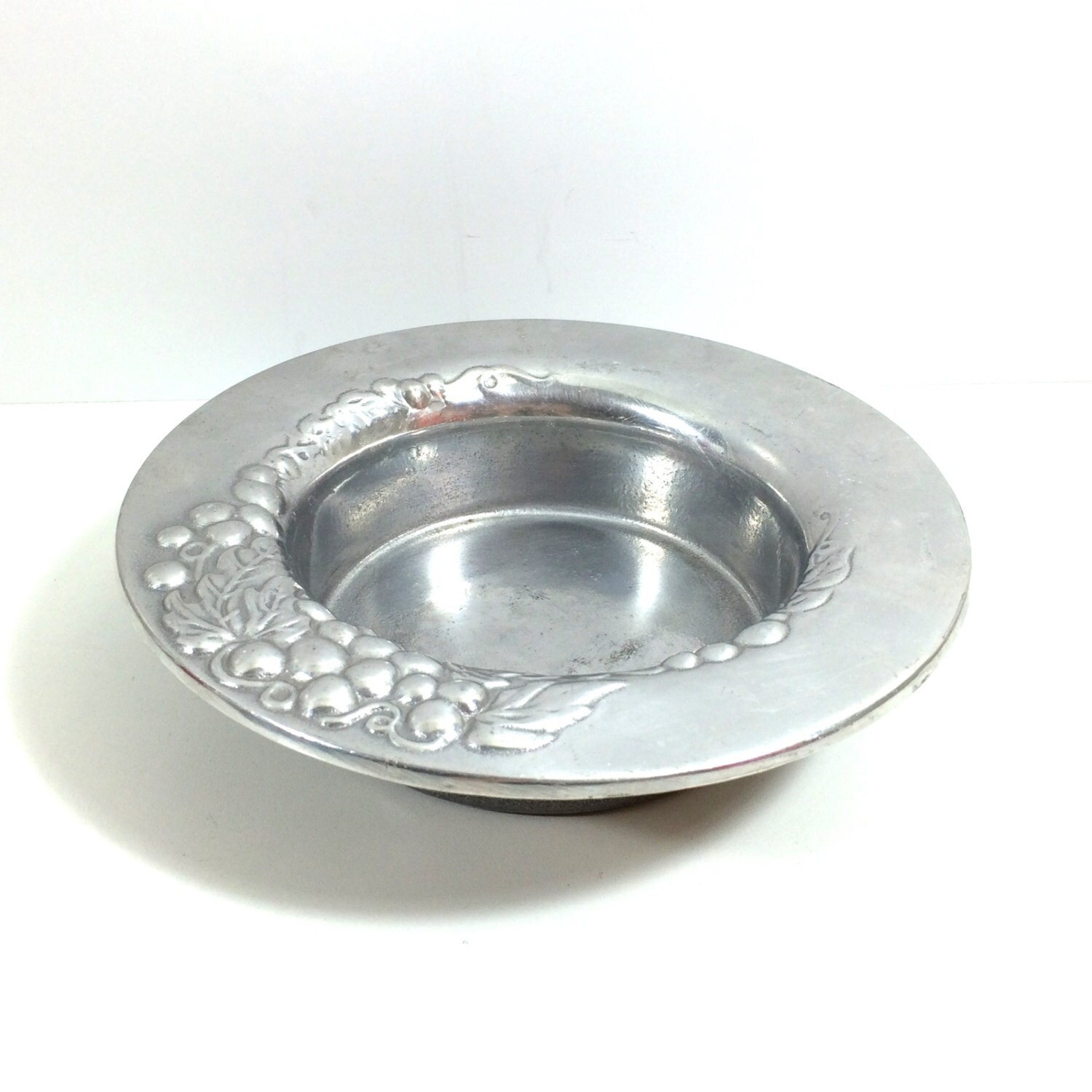 Vintage Wilton Armetale Grape Vine Pattern Aluminum Wine