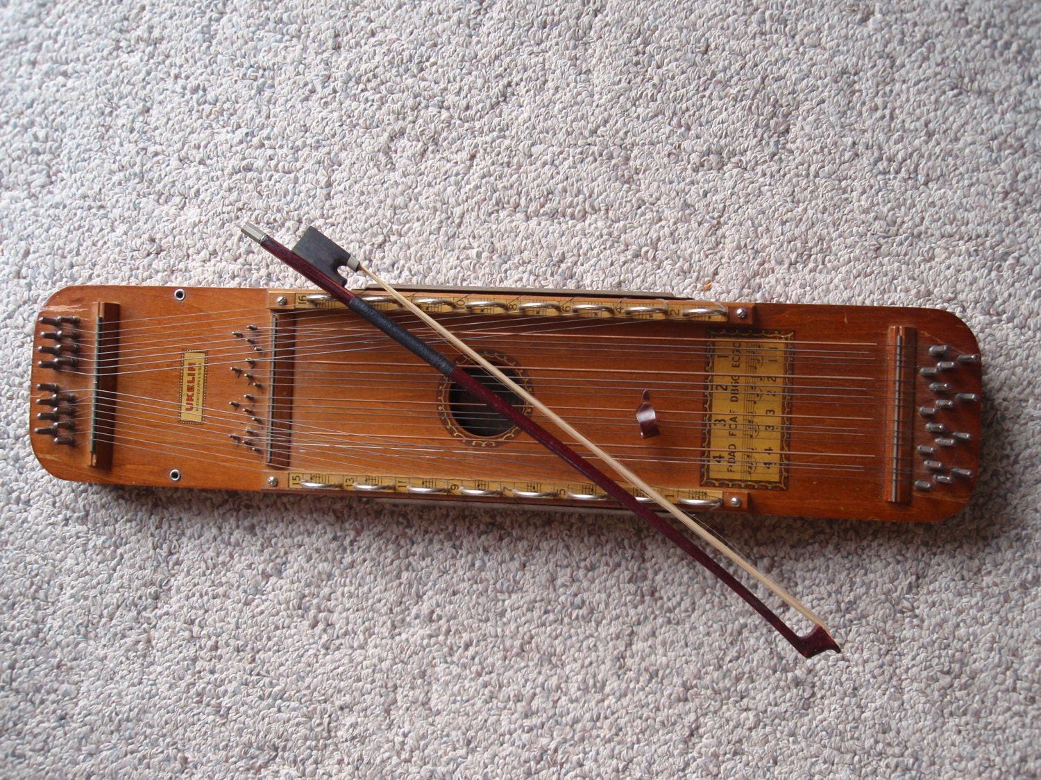 music stringed instrument