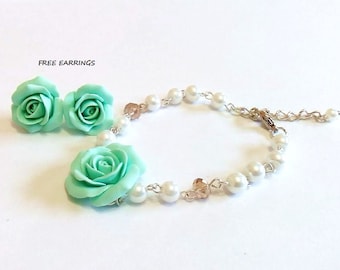 SALE - FREE EARRINGS - Mint green rose and Pearls Bracelet, Rose Bracelet, Mint Bridesmaid Jewelry, Rose Jewelry, summer Jewelry