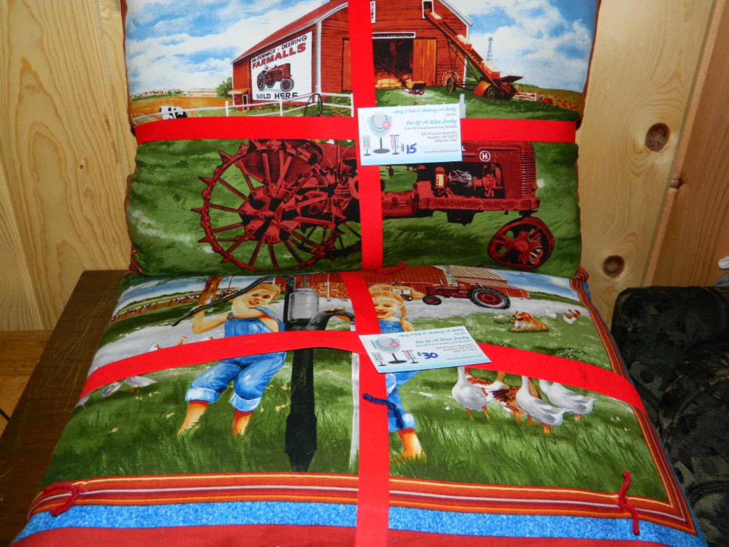 Quillow and matching pillow Farmers paradise