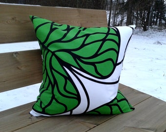 Pillow cover made from Marimekko fabric, pillow case, pillow sham, throw pillow cover, cushion cover, envelope pillow, Scandinavian modern