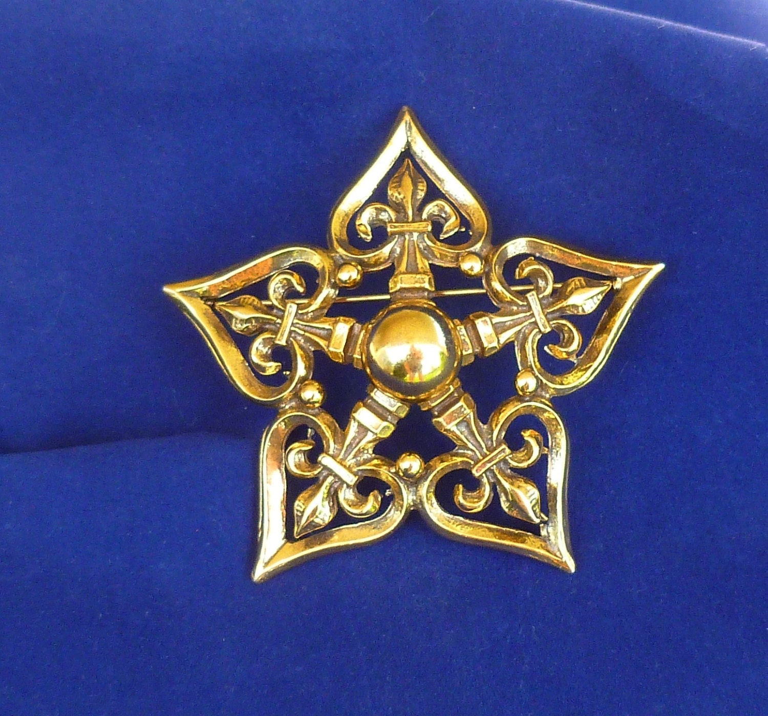 Vintage Zentall Gold Tone Fleur De Lis Star Brooch Lapel Pin – Haute Juice