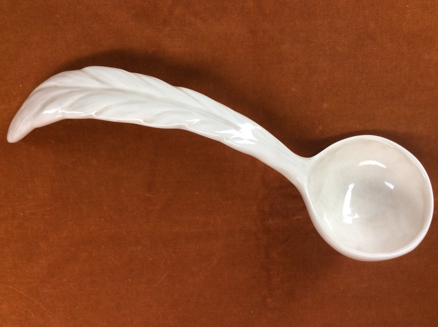 Vintage ceramic white feather soup ladle Haute Juice