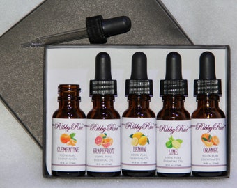 Items similar to Citrus water refreshing essential oils ...
