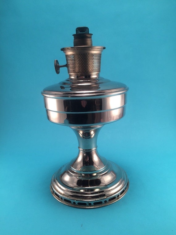 Aladdin Lamp Model 12, Mantle Lamp Co. Chicago, ILL, Made In USA.