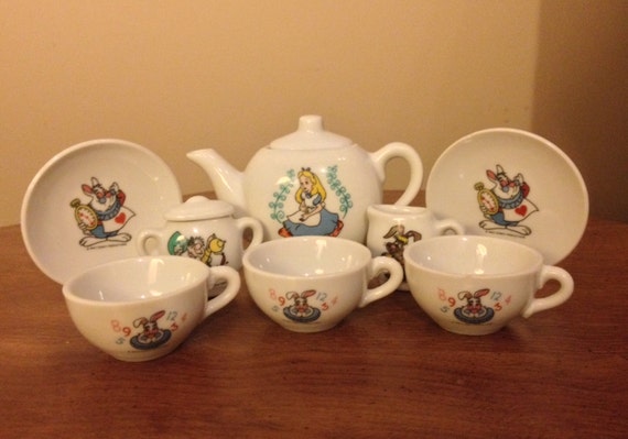 alice in wonderland china tea set