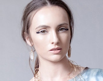 Raw Quartz Dangle Earrings, Long Gold Earrings, Drop Earrings with Stone, Semi Precious Jewelry, Boho Earrings, Wedding Jewelry, Bohemian