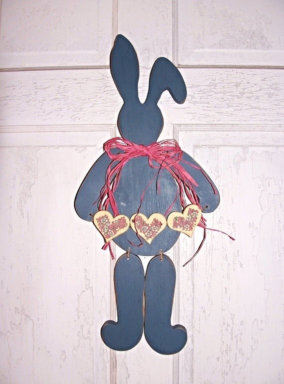 HANDMADE Primitive Folk Art BLUE Wooden Bunny Rabbit Hare Hearts Wall Hanging Home Decor
