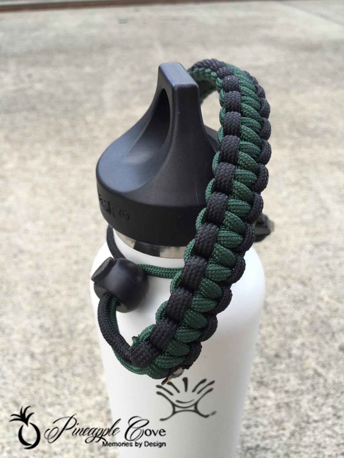 Paracord Handle for Hydro Flask Bottle by PineappleCoveDesigns
