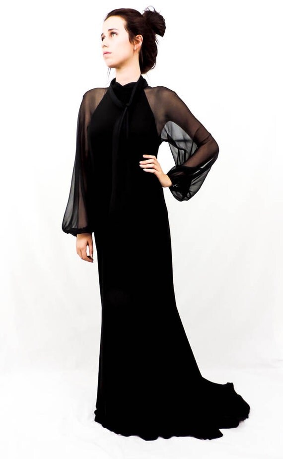 teri jon black gown