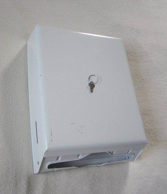 Vintage White Metal Paper Towel Dispenser with Key by WAAKO