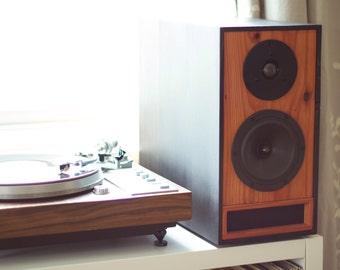 Redwood Bookshelf Speakers - Pro Level T-Line Speaker Design - Living Room Sound System Speakers - Set of Two Passive Speakers
