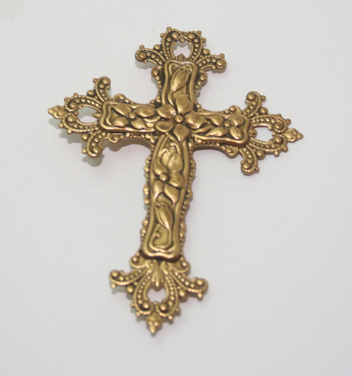Vintage Inspired Cross Pin