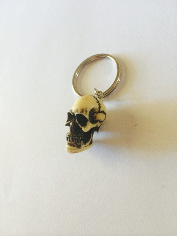 Items similar to Skull Keychain, Mens Keychain, Womens Keychain ...