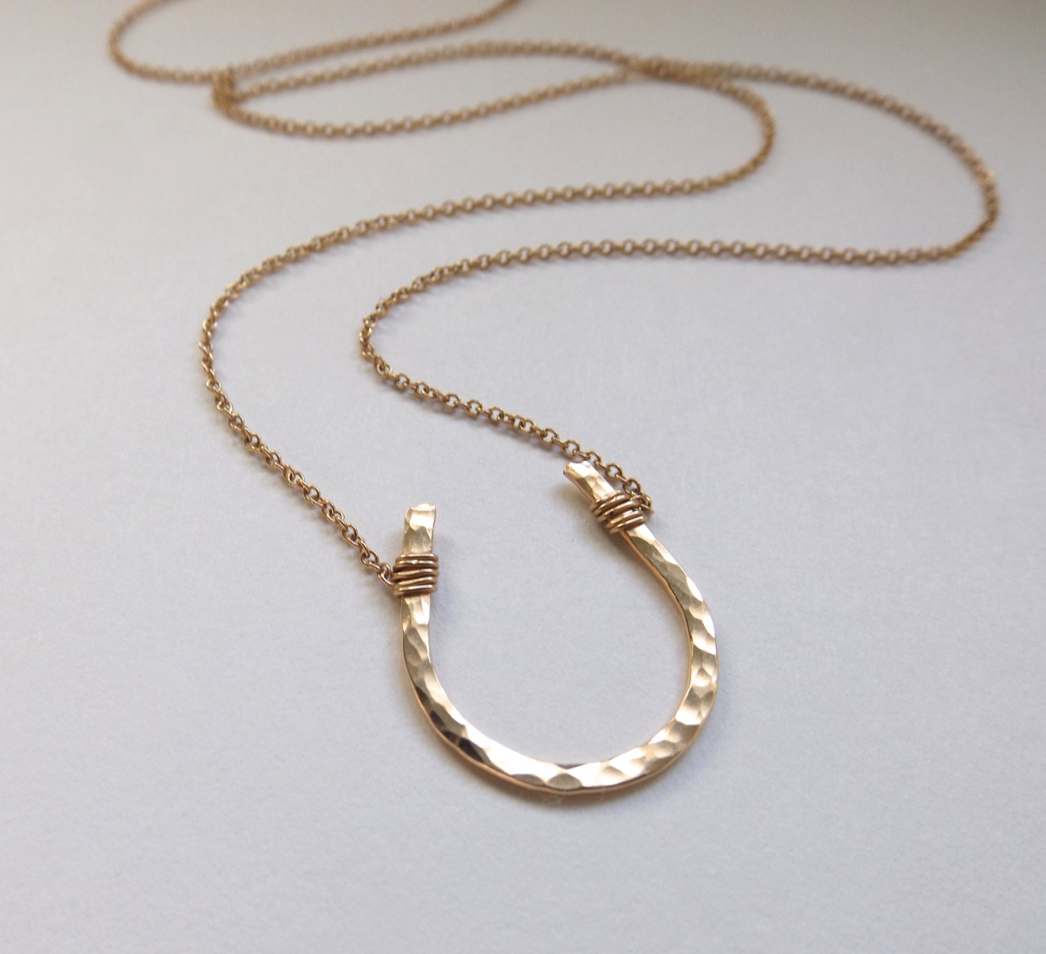 Large Gold Hammered Horseshoe Necklace // Cable Chain