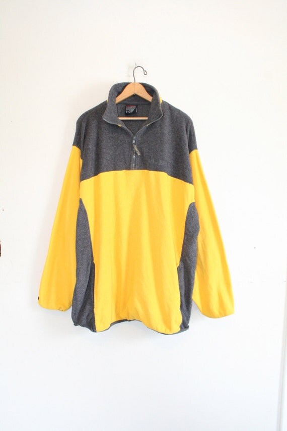 FUBU FLEECE PULLOVER // size mens x large // 90s // jacket