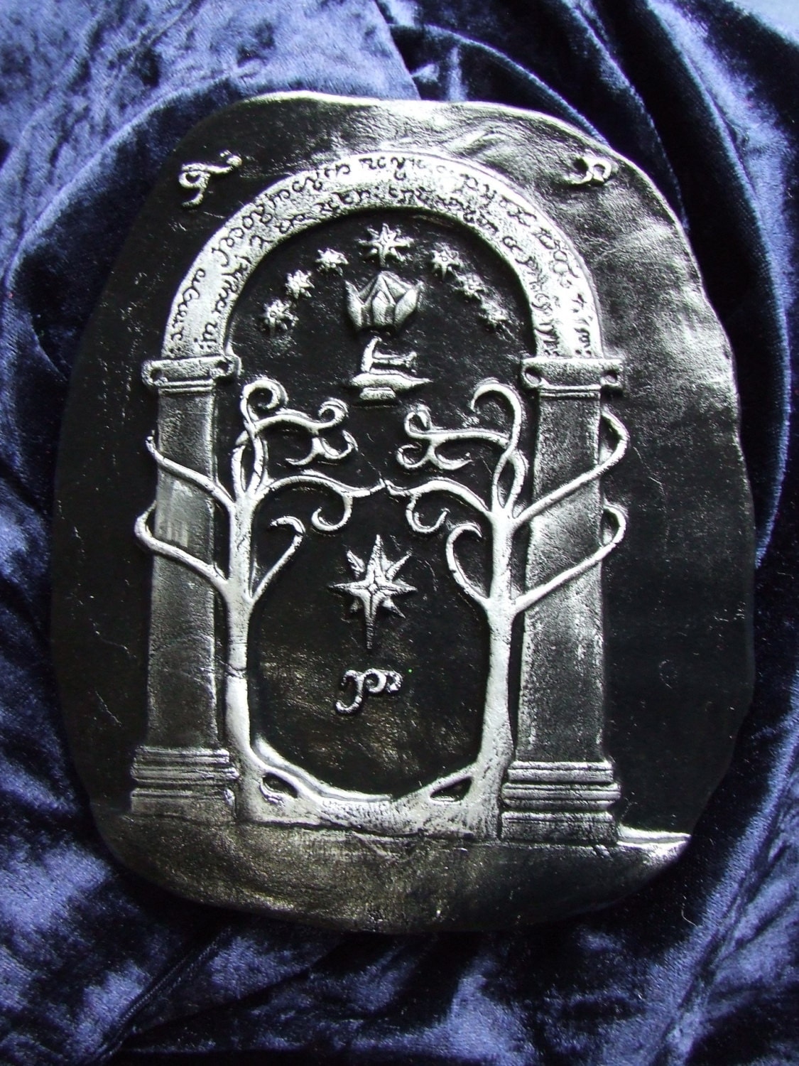 Lord of the Rings Mines of Moria door ceramic display by Fireverse