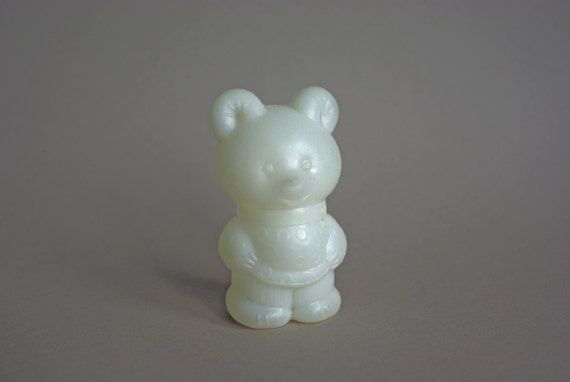 toy bear plastic