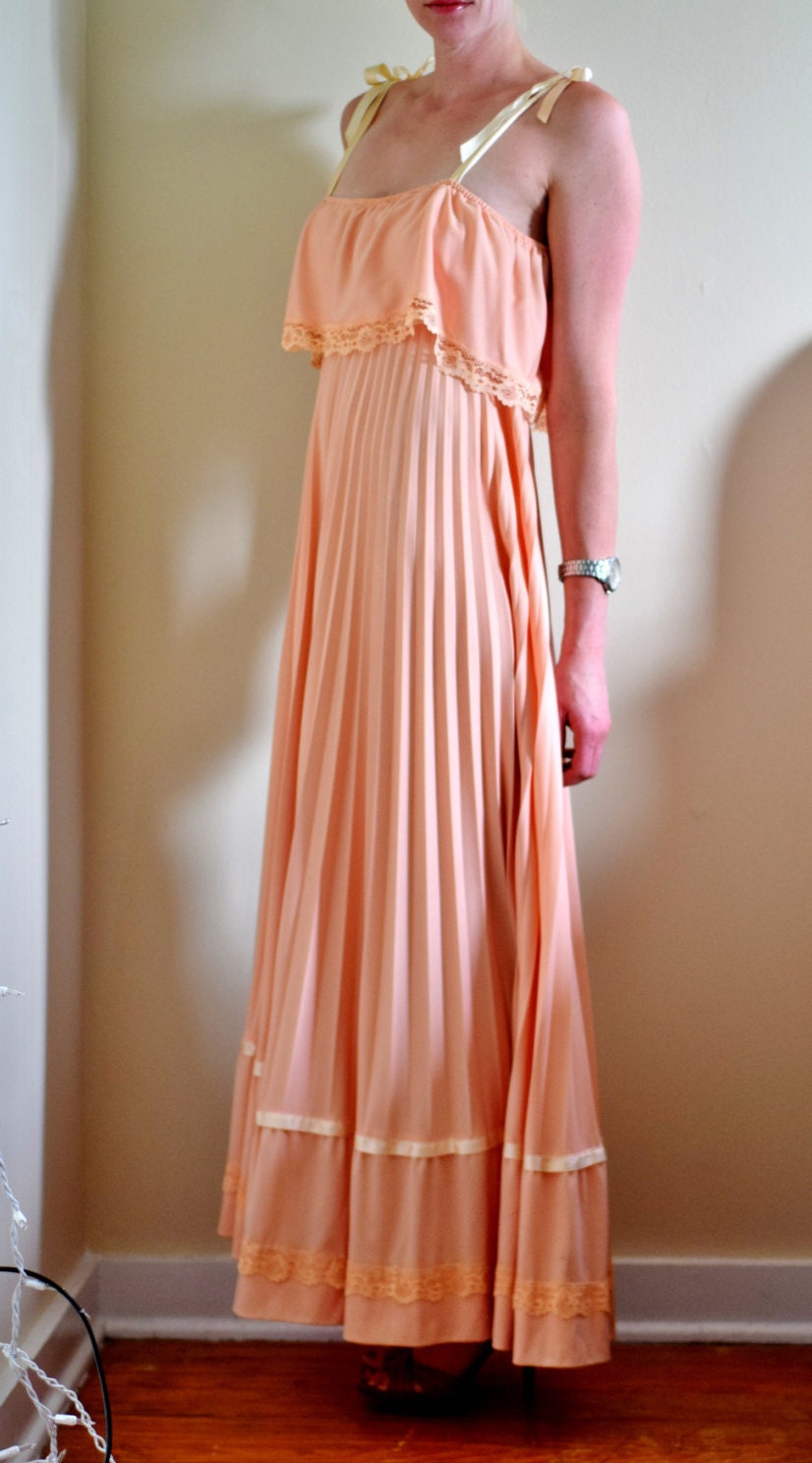 70's prom attire