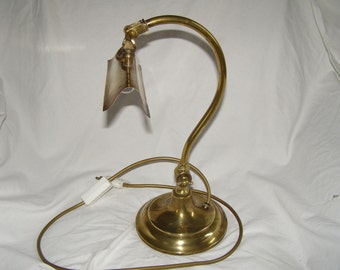 ANTIQUE DESK LAMP early1900's French Lampe de Bureau. Genuine elegant adjustable swan neck brass lamp