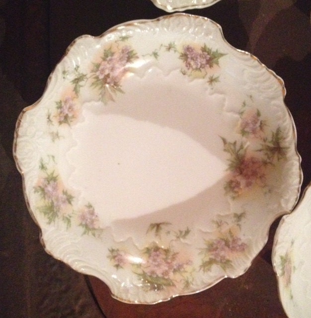 5 German DESSERT BOWLS in Purple Floral design w/ gold trim Haute Juice