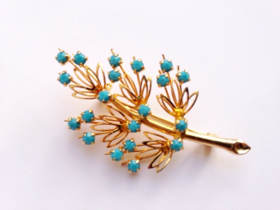 1950s Gold Leaf Turquiose Stone Brooch. Lightweight by Vintage0156