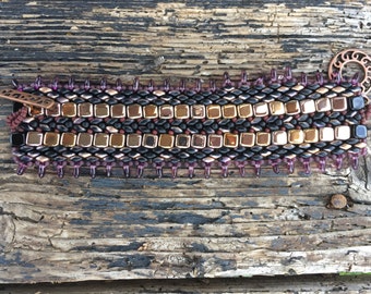 VinTage rOmAntic Bracelet....