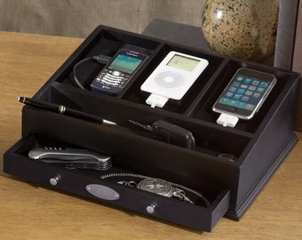 Black Gentlemen's Charging Valet (g272-1106-1) - Free Personalization
