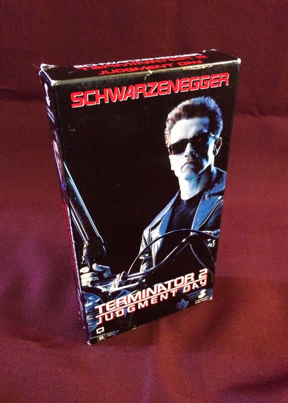 TERMINATOR 2: Judgement Day VHS Arnold Schwarzenegger