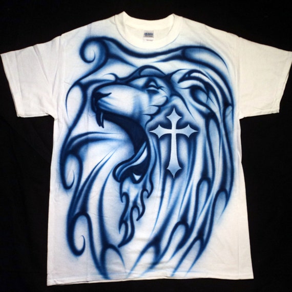  Airbrushed  Roaring Lion  Cross T Shirt Hand Painted airbrush 