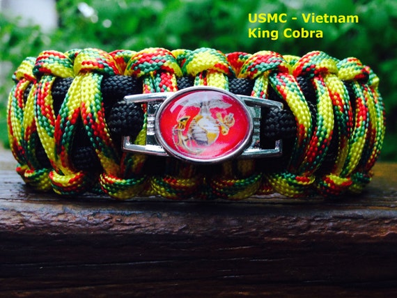 Vietnam Veteran Paracord Bracelet with Marine by BigCountryIdeas