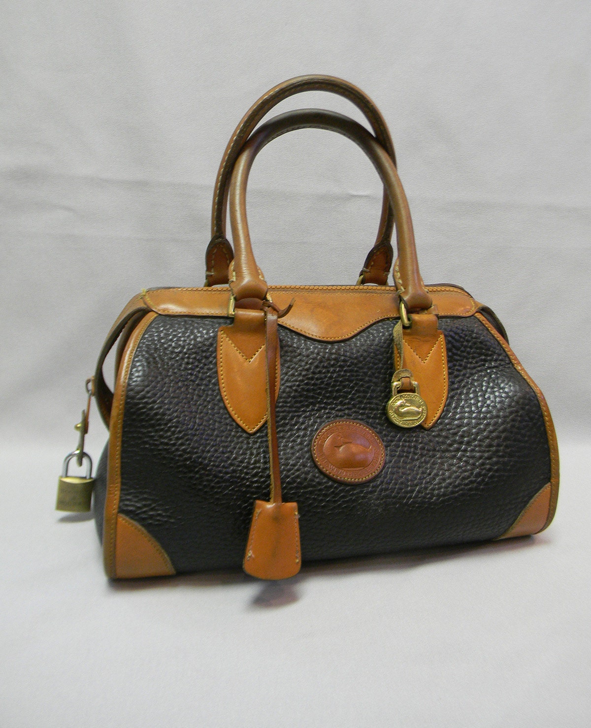 dooney and bourke doctor bag