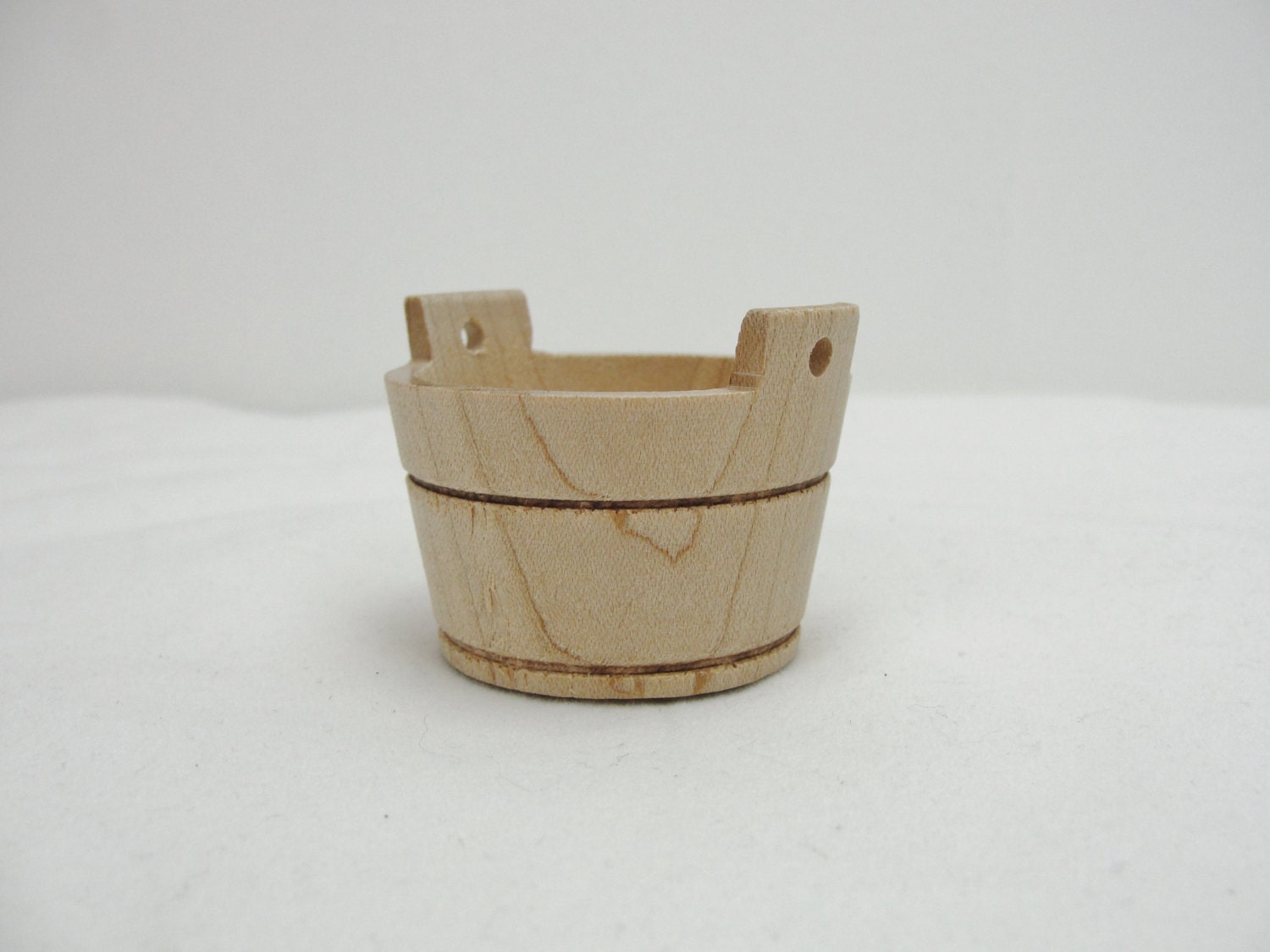 Wooden miniature washtub small wooden wash tub dollhouse