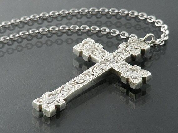 Vintage Sterling Silver Cross Necklace / Solid by ClosetGothic