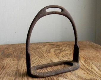 Étrier De Selle Vintage En Fer Forgé - Inde Début 1900 - Pièce Rustique Collection