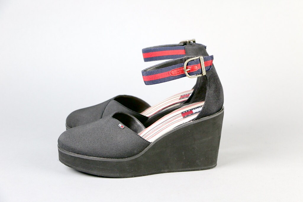 tommy hilfiger platform sneakers black