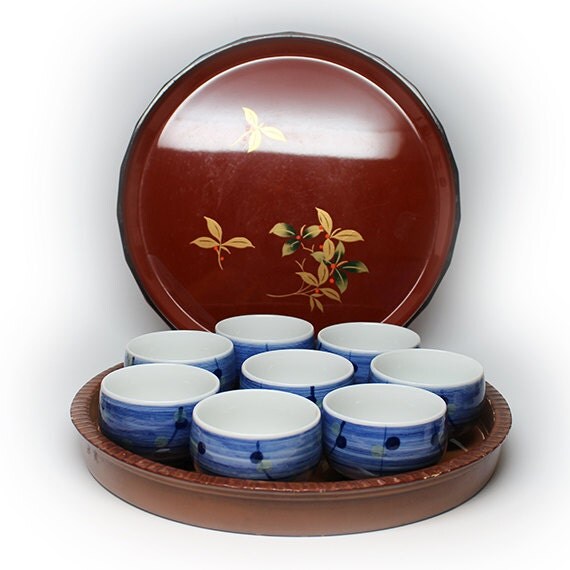 Japanese Hand Painted Lacquered Serving Tray with Lid and Eight Small