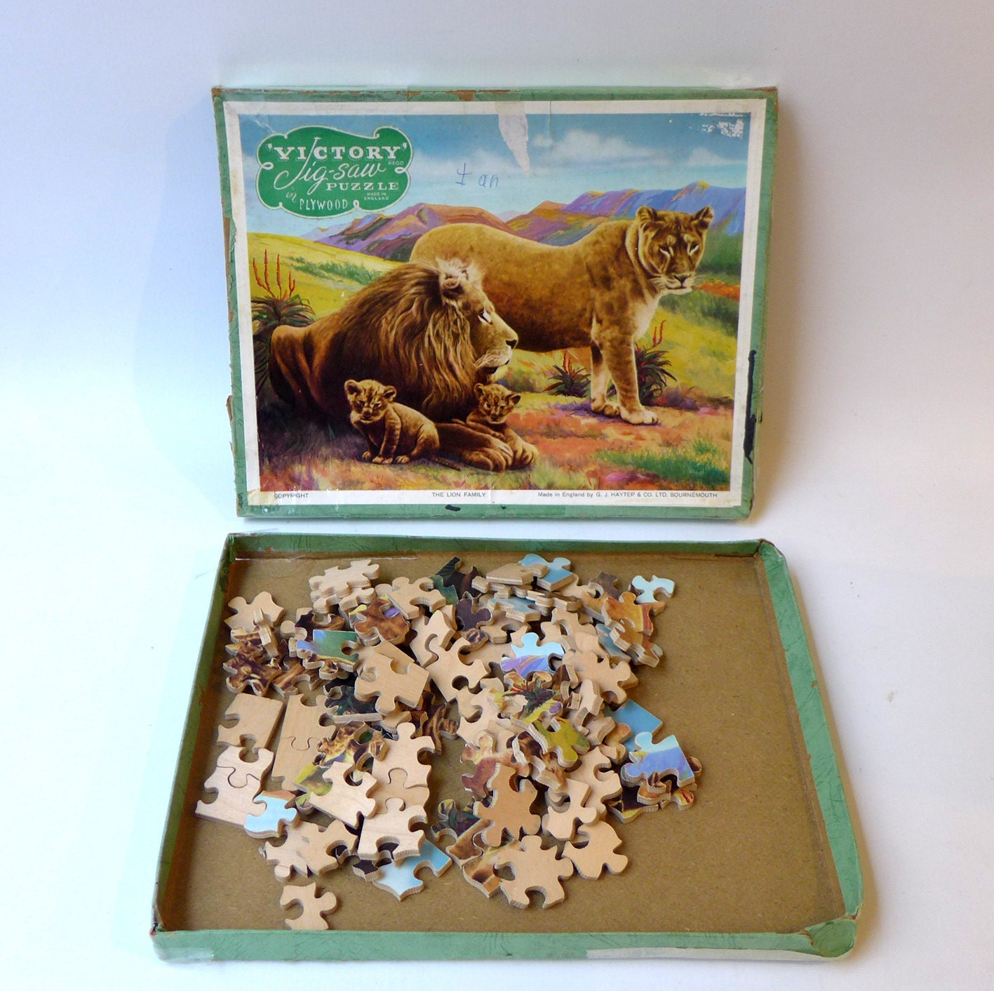 Antique Victory wood jigsaw puzzle of lion family by evaelena