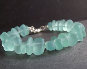 Aqua Sea Glass Bracelet: Mint Green Beach Pebble Chunky Beaded Bracelet, Modern Nautical Ocean Themed Beach Jewelry