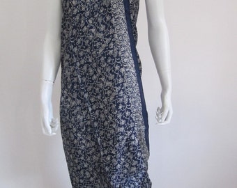 Silk Batik Sarong - Dark Blue Miniature Petals