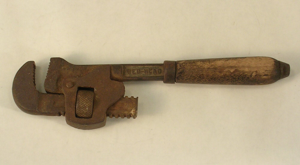 Nice Old RedHead Brand Pipe Wrench 10 Inch Made In USA Well