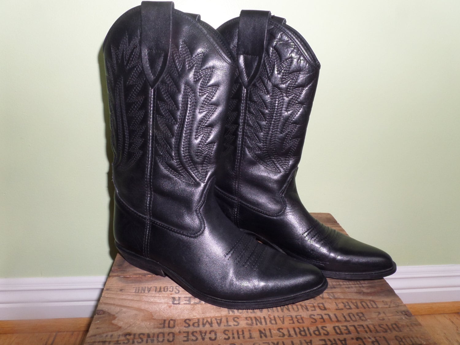 Black Leather Cowboy Boots made in Portugal Size 7.5