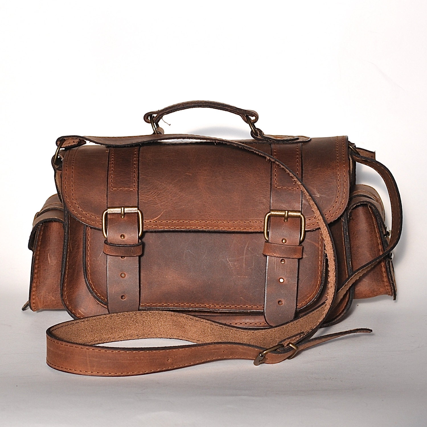 Medium size leather camera bag / Women/Men chestnut leather
