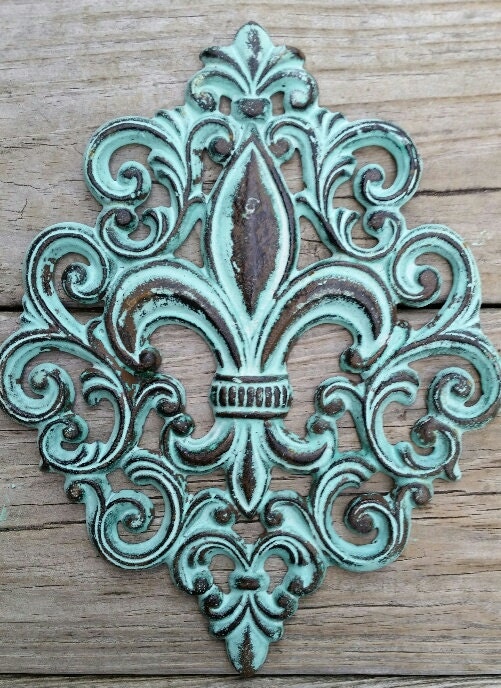 Ornate Fleur De Lis Wall Plaque By Roadsidetrunkshow On Etsy 1449