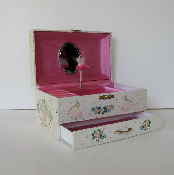 Vintage Ballerina Wooden Musical Jewelry Box by jewelryandthings2