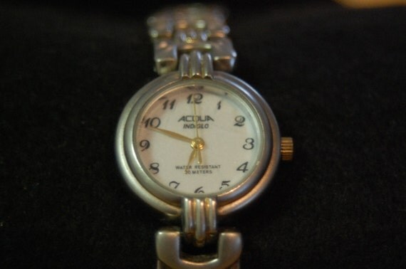 acqua indiglo watch